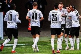 AYX中国-关于集结日德甲焦点战；广东宏远造点机会；媒体盛赞；轮换策略成焦点的信息-AYX中国