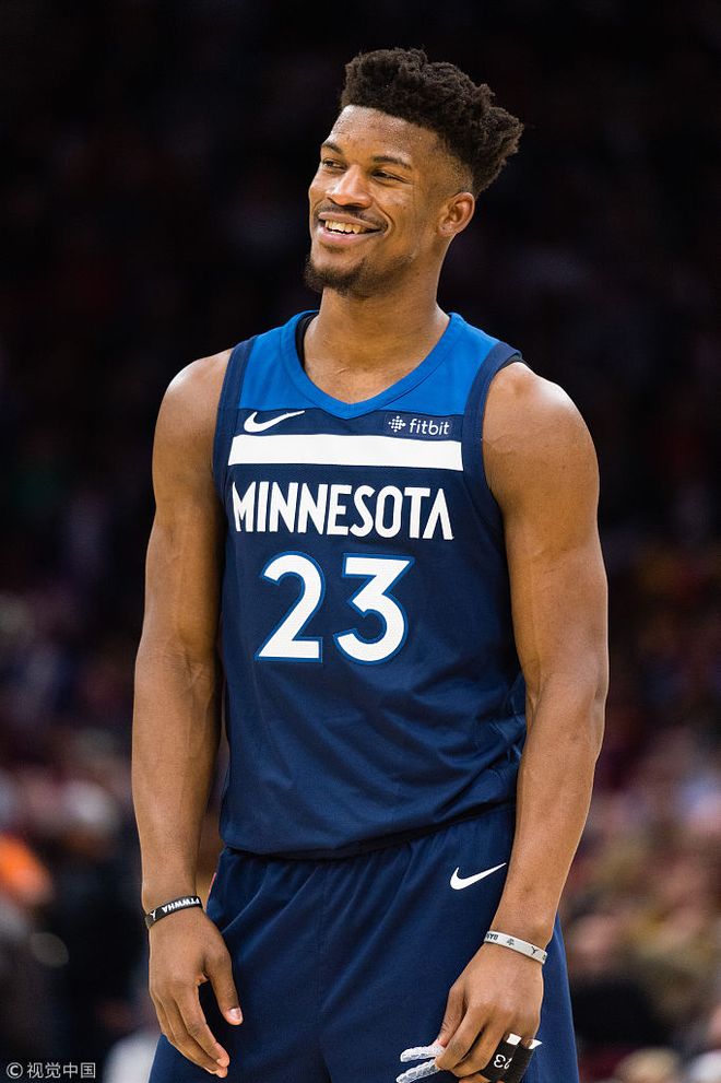 关键时刻明尼苏达森林狼再遭质疑:英超节点到来,目标明确,团队化学反应显著 关键时刻明尼苏达森林狼再遭质疑:英超节点到来,目标明确,团队化学反应显著